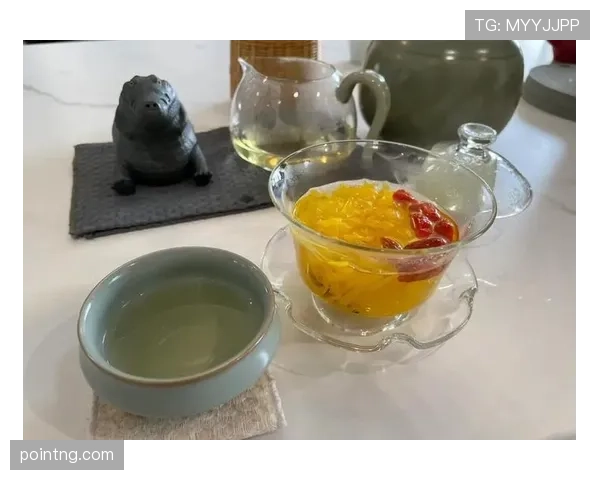 魏秋月退役后这生活也太松弛了吧，训练馆泡枸杞茶？
